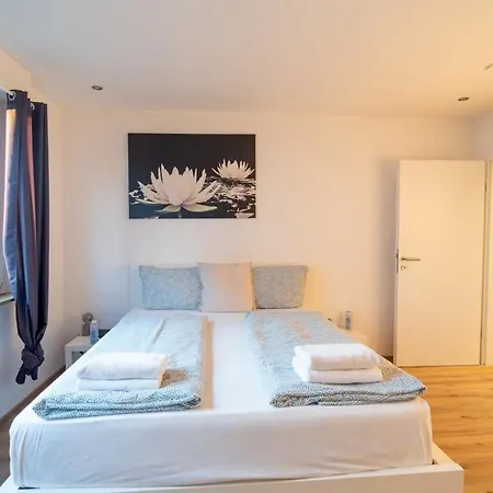 Cozy 2-room With Wifi & Sky Apartmán Koblenc
