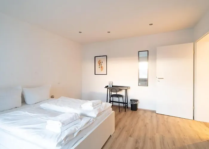 Apartmán Cozy 2-room With Wifi & Sky